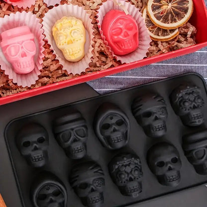 1pc Ice Cube Mold, Silicone Skull Ice Cube Tray, Multifunctional Chocolate Mold, Mold for Pudding, Jelly, Candy, Whiskey Ice Cube Tray, Freezer Cocktail Ice Trays for Whiskey, Kitchen Accessories, Apartment Necessities, Party Supplies